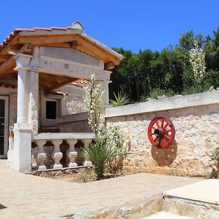Petar Apartmán Vinišće